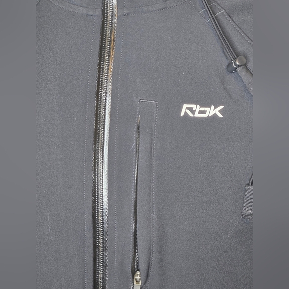 Reebok Running Walking Outdoor Pockets Lightweight Reflective Jacket Size L - Picture 8 of 10